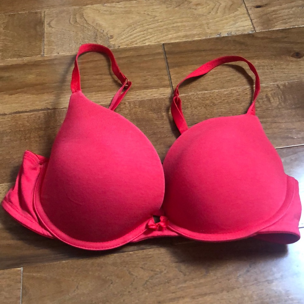 Victoria’s Secret Plunge Bra
